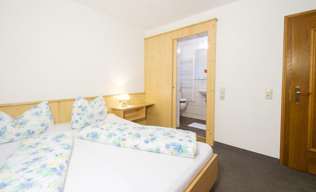 Ferienwohnung Pension Tirol Bichlbach Esterno foto