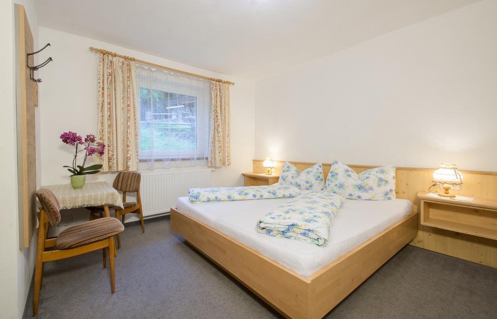 Ferienwohnung Pension Tirol Bichlbach Esterno foto