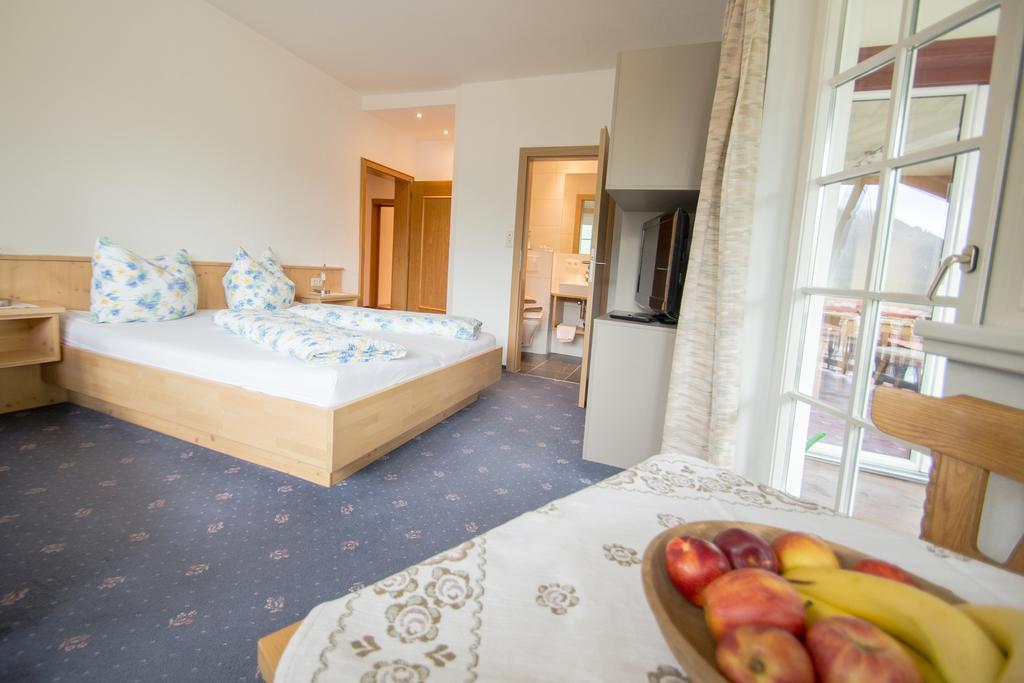 Ferienwohnung Pension Tirol Bichlbach Esterno foto