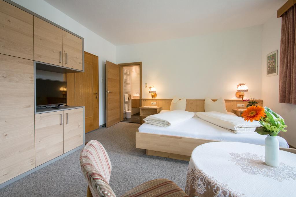 Ferienwohnung Pension Tirol Bichlbach Esterno foto